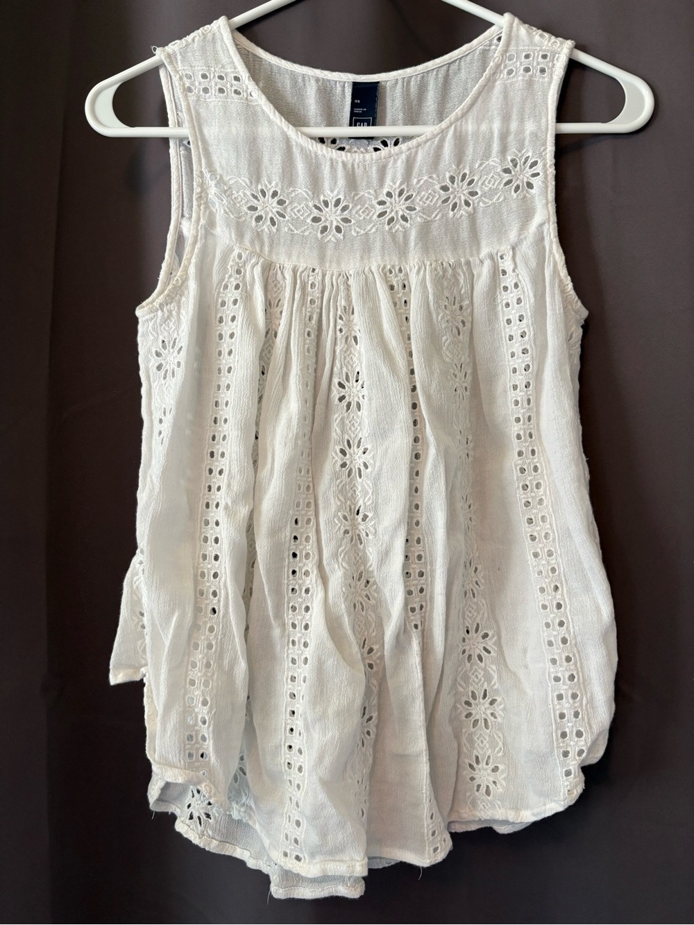 Gap White Eyelet Sleeveless Top